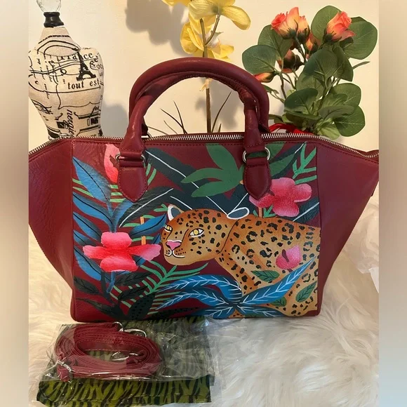 SUKRITI RED LEOPARD PATTERN GENUINE LEATHER SACHEL HANDBAG 💕 - Picture 1 of 4